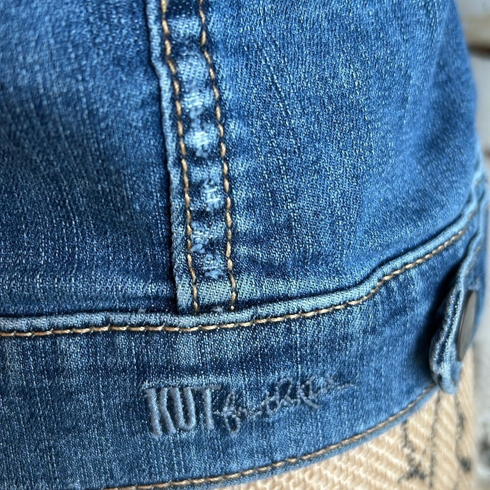 Kut from the Kloth blue jean jean jacket button closure two chest pockets - Picture 11 of 16